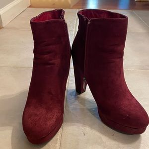 Bamboo Faux 4” Suede Ankle Booties | Brick Red Worn 2x | Size 8
